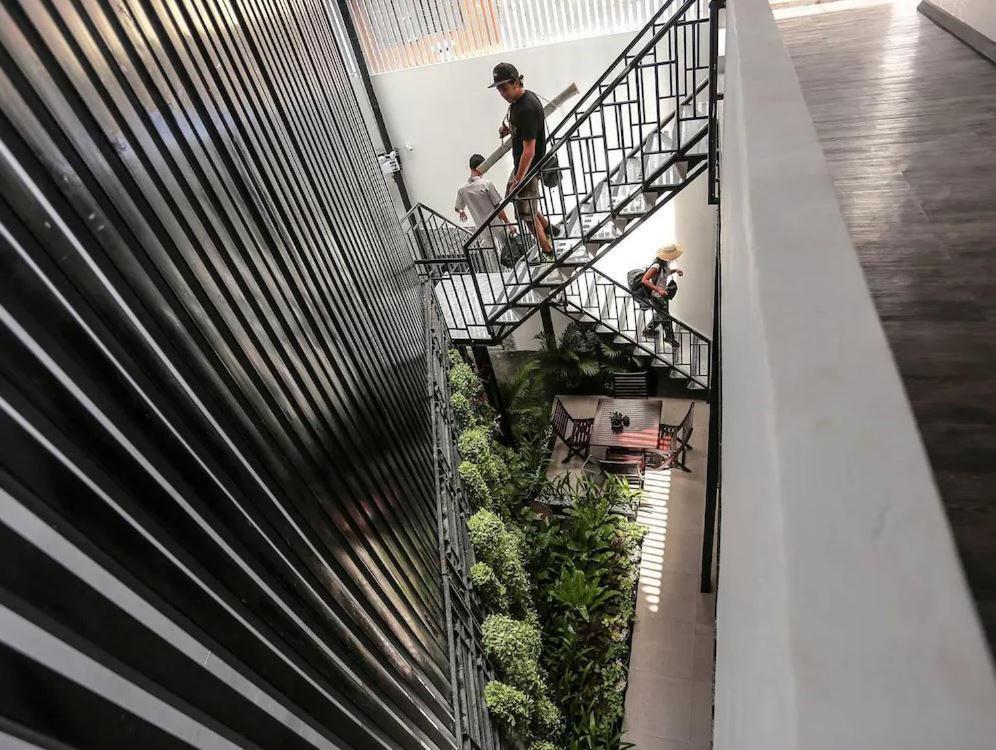 Hotel De Palace Phnom Penh Dış mekan fotoğraf